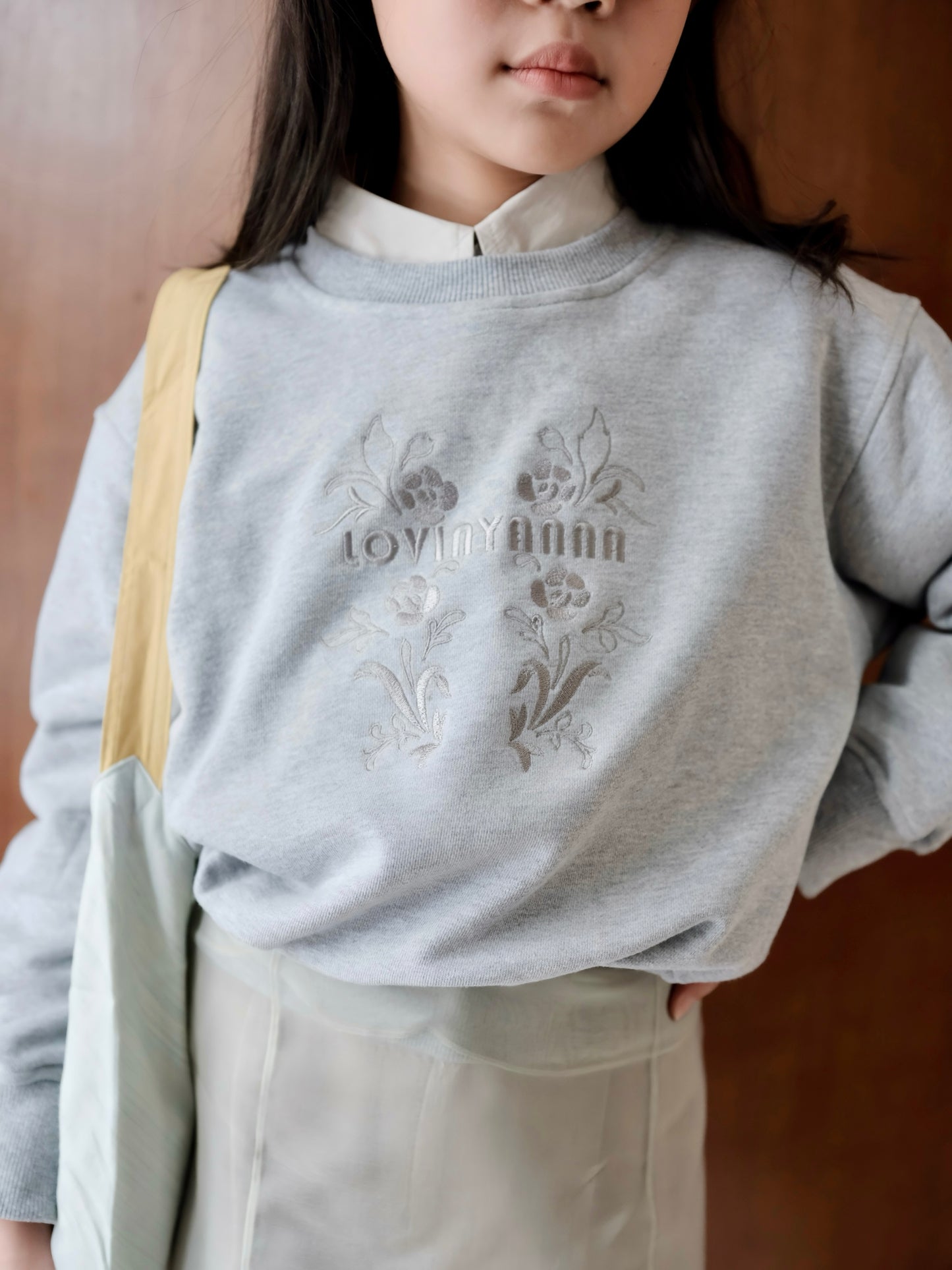 Embroidered Sweatshirt – Light Grey