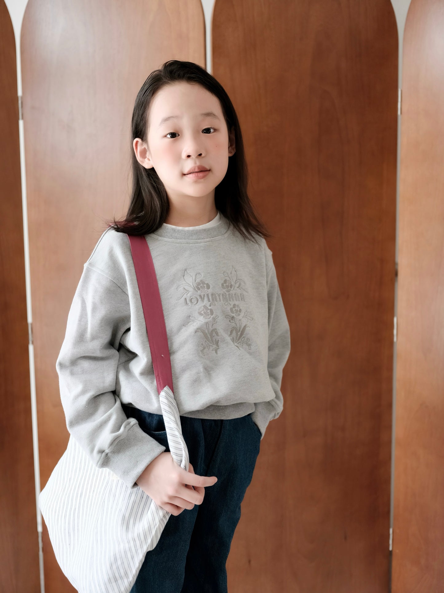 Embroidered Sweatshirt – Light Grey